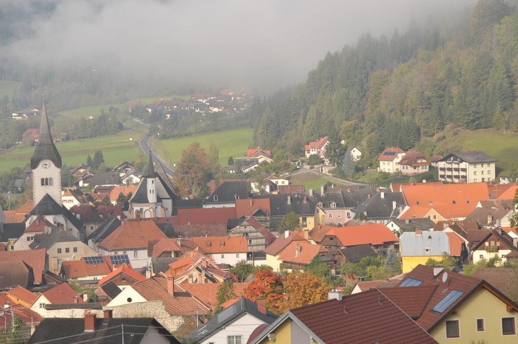 Pension Geissler-Reicher Oberwoelz Stadt Bagian luar foto